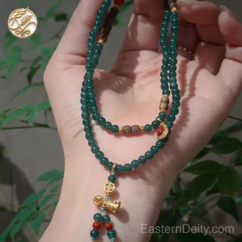 Agarwood Jadeite Bracelet — 18K Gold Spacer · Aromatic Agarwood Beads