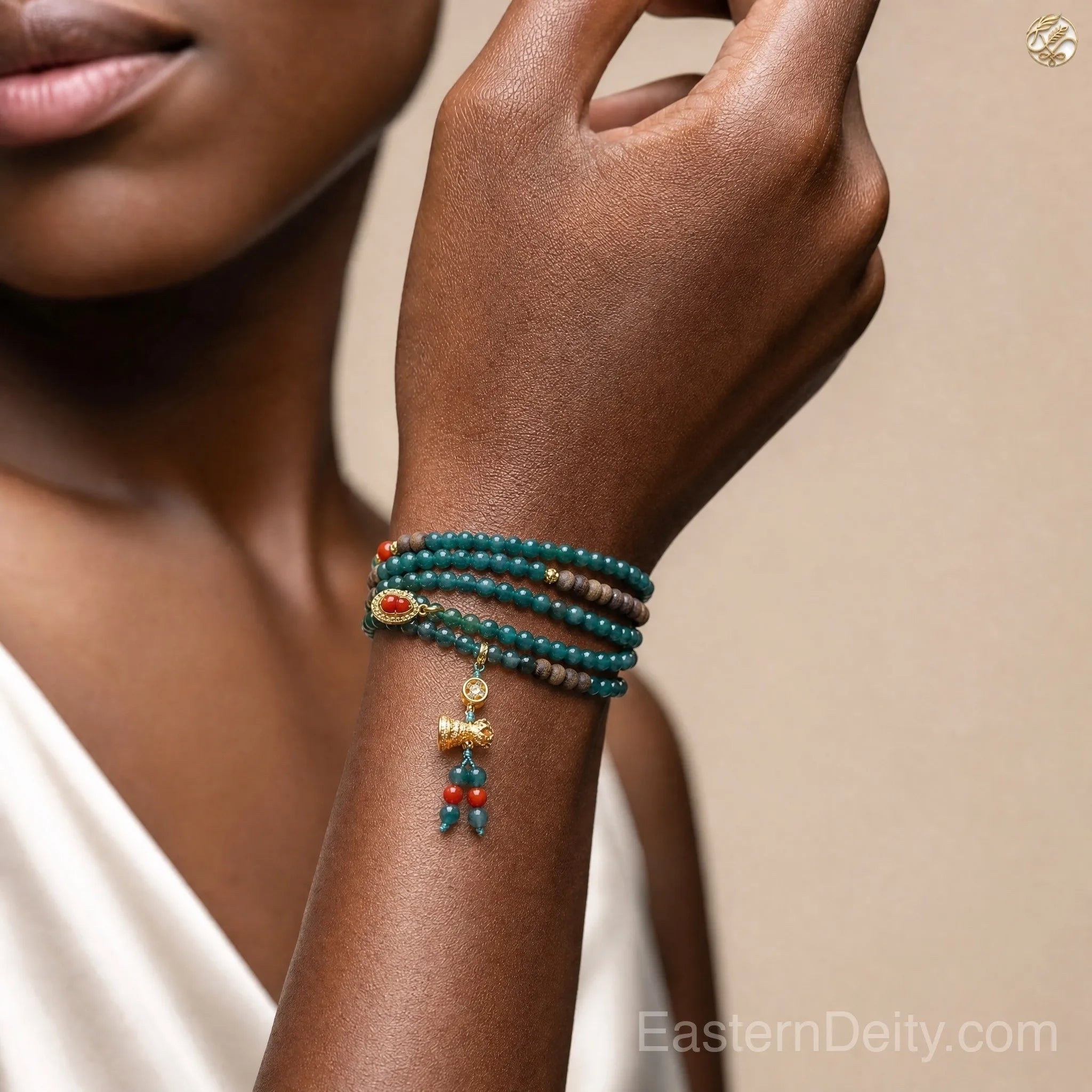 Agarwood Jadeite Bracelet — 18K Gold Spacer · Aromatic Agarwood Beads