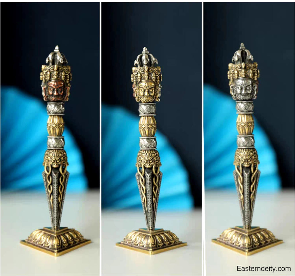 Phurba in rame tricolore — Vajra Kilaya tibetano realizzato a mano
